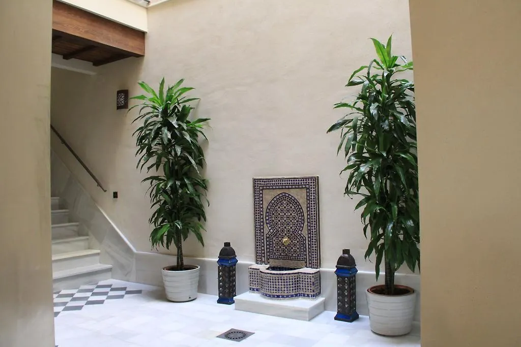 Living-Sevilla Apartments San Lorenzo 0*, Seville