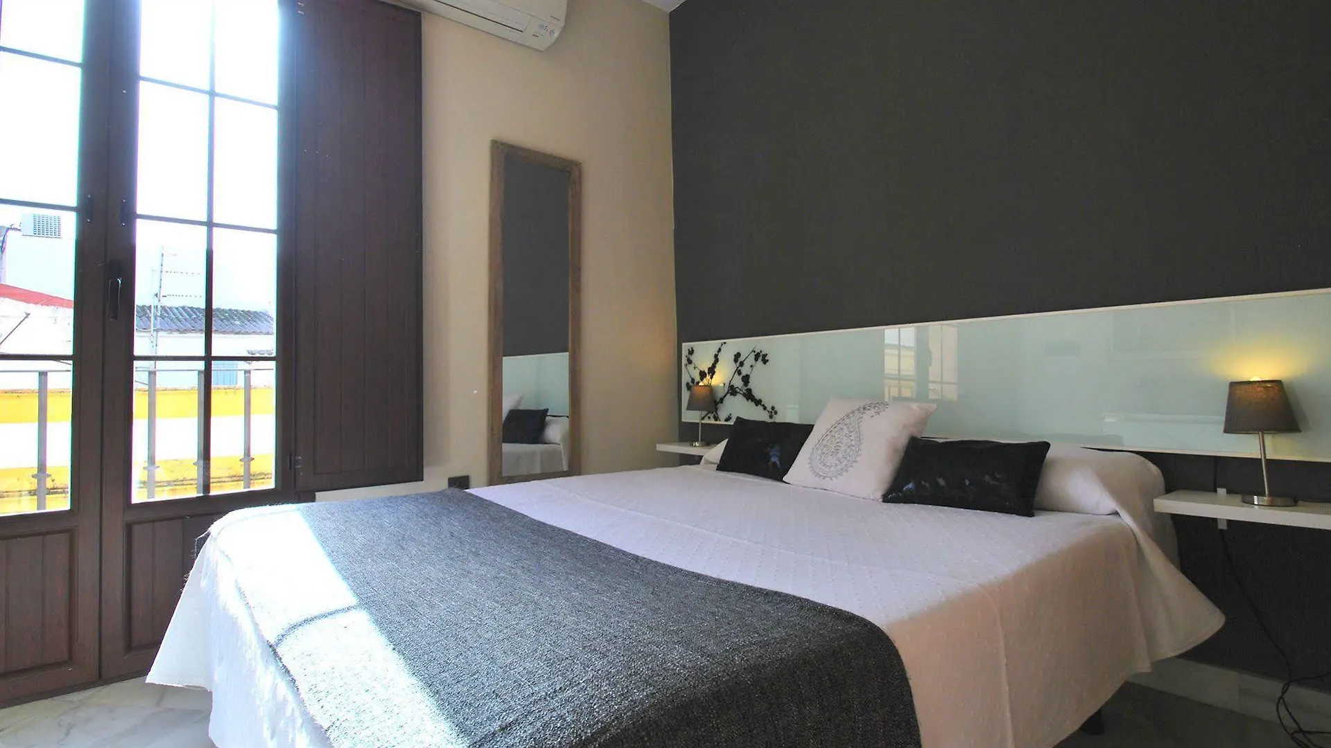 Living-Sevilla Apartments San Lorenzo